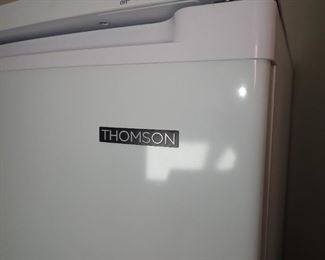 THOMSON FREEZER