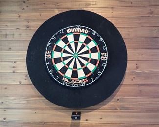 DART BOARD