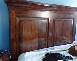 QUEEN HEAD BOARD & FOOT BOARD