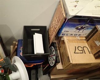 LOTS TO SORT THRU !!!!! WILL ADD MORE PICTURES