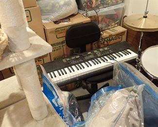 LOTS TO SORT THRU !!!!! WILL ADD MORE PICTURES