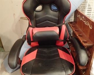 GAMING CHAIR