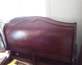 KING HEADBOARD & FOOT BOARD & RAILS