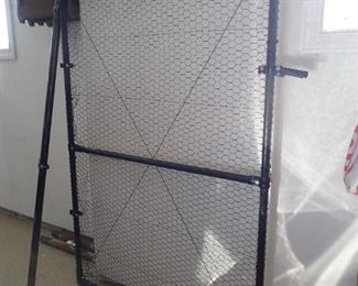 GARDEN FENCE WITH FRAME