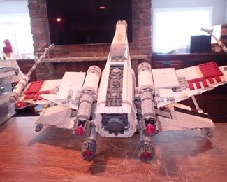 LARGE LEGO SPACE SHIP