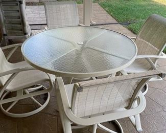 Tropitone Shoreline Outdoor Patio Table and 4 Chairs (Matching Glider and Armchair & Ottoman also)