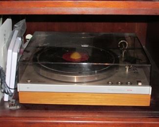 Phillips Servobelt Drive Turntable 312
