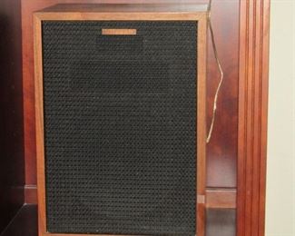 Pair of Klipsch Heresy H-700 Speakers