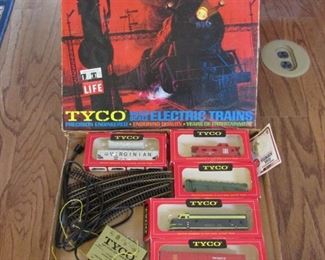 Tyco HO Scale Electronic Trains