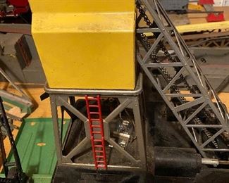 Lionel Coal Loader with Box