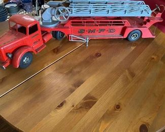 Nice Vintage Toy kept in Excellent Condition!!