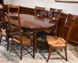 Hickory White Table and Chairs