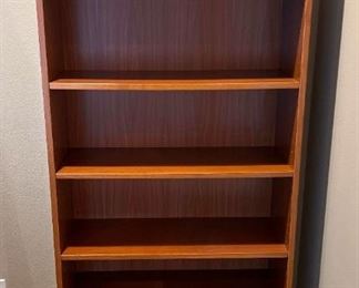 020 Wood Bookcase With Adjustable Shelves