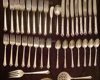 148 Heirloom Tradition Damask Rose Sterling Flatware Set