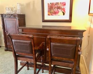 wood bar w/2 chairs