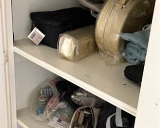 WOMENS CLOTHES, SHOES, PURSES SCARFS