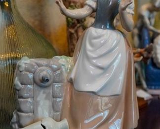 Lladro figurine