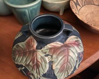 ROSEVILLE Pottery Vase