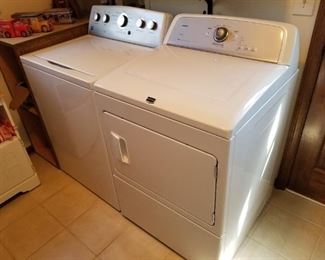 Washer-Dryer Set