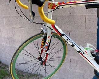 GT Sport Beans Jelly Belly Bryce Mead Bike Bicycle Carbon/Aluminum Jelly Belly Team Road Bike - XXL	Seat Tube: Crank Center to Seat Clamp: 25.25in
