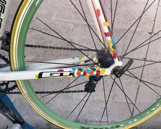 GT Sport Beans Jelly Belly Bryce Mead Bike Bicycle Carbon/Aluminum Jelly Belly Team Road Bike - XXL	Seat Tube: Crank Center to Seat Clamp: 25.25in
