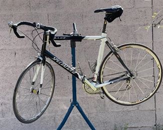 Specialized Allez Comp E5 Aerotec Road Bike Bicycle	Seat Tube: Crank Center to Seat Clamp: 23.25in
