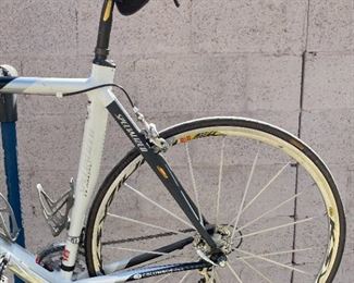 Specialized Allez Comp E5 Aerotec Road Bike Bicycle	Seat Tube: Crank Center to Seat Clamp: 23.25in
