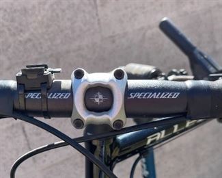 Specialized Allez Comp E5 Aerotec Road Bike Bicycle	Seat Tube: Crank Center to Seat Clamp: 23.25in
