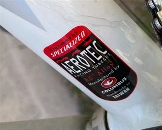 Specialized Allez Comp E5 Aerotec Road Bike Bicycle	Seat Tube: Crank Center to Seat Clamp: 23.25in
