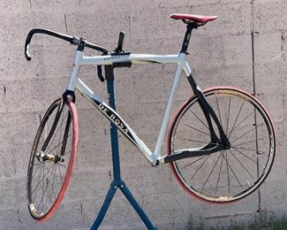 De Rosa Merck Road Bike    For restoration	Seat Tube: Crank Center to Seat Clamp: 25in
