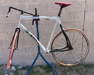 De Rosa Merck Road Bike    For restoration	Seat Tube: Crank Center to Seat Clamp: 25in
