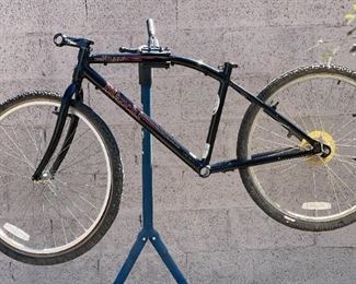 Bianchi Citta Milano Cafe Racer Bike For restoration	Seat Tube: Crank Center to Seat Clamp: 17in
