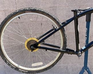 Bianchi Citta Milano Cafe Racer Bike For restoration	Seat Tube: Crank Center to Seat Clamp: 17in
