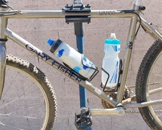 Gary Fisher Wahoo Mountain Bike	Seat Tube: Crank Center to Seat Clamp: 18.5in
