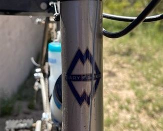 Gary Fisher Wahoo Mountain Bike	Seat Tube: Crank Center to Seat Clamp: 18.5in
