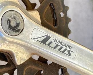 Gary Fisher Wahoo Mountain Bike	Seat Tube: Crank Center to Seat Clamp: 18.5in
