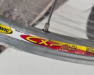 Mavic CXP22 Wheel set of 2 6-6000 622x15	
