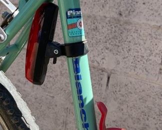 Bianchi Grizzly Mountain Bike	Seat Tube: Crank Center to Seat Clamp: 20.5in
