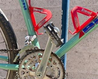 Bianchi Grizzly Mountain Bike	Seat Tube: Crank Center to Seat Clamp: 20.5in
