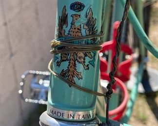 Bianchi Grizzly Mountain Bike	Seat Tube: Crank Center to Seat Clamp: 20.5in
