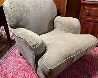 Overstuffed Green Chair	
