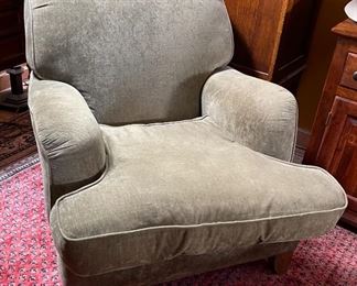 Overstuffed Green Chair	
