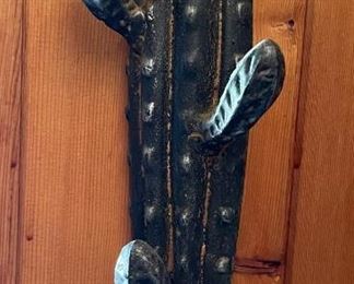 Cast Iron Saguaro Hat Rack	
