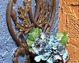Rustic Wall Mount Planter	
