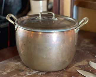 Ruffoni Italy 8 qt Hammered Copper Stock Pot	
