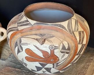 Native American Pottery Zia Bird Pueblo Pot AS-IS	
