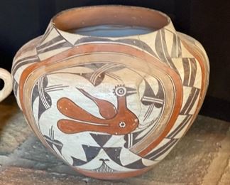 Native American Pottery Zia Bird Pueblo Pot AS-IS	
