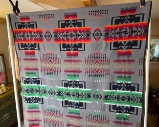CHIEF JOSEPH Beaver State Pendleton Blanket #1 lg	
