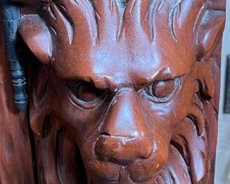 Massive Wood Console Shelf Lion Head	

