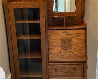 Antique Oak Cabinet		
